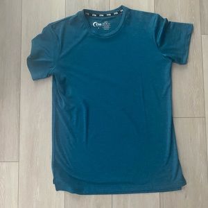 Mens Zyia Crewneck workout T size Small